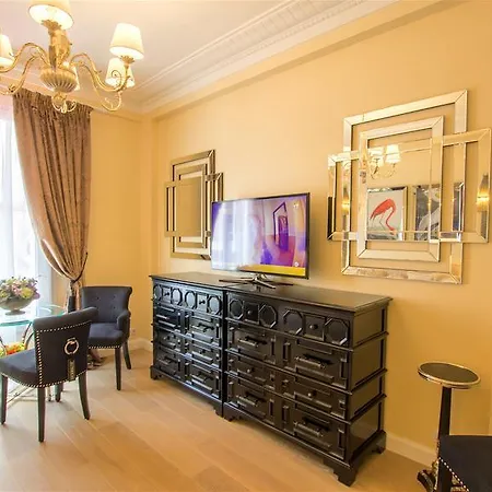 Apartment Palais Des Arcades Cannes
